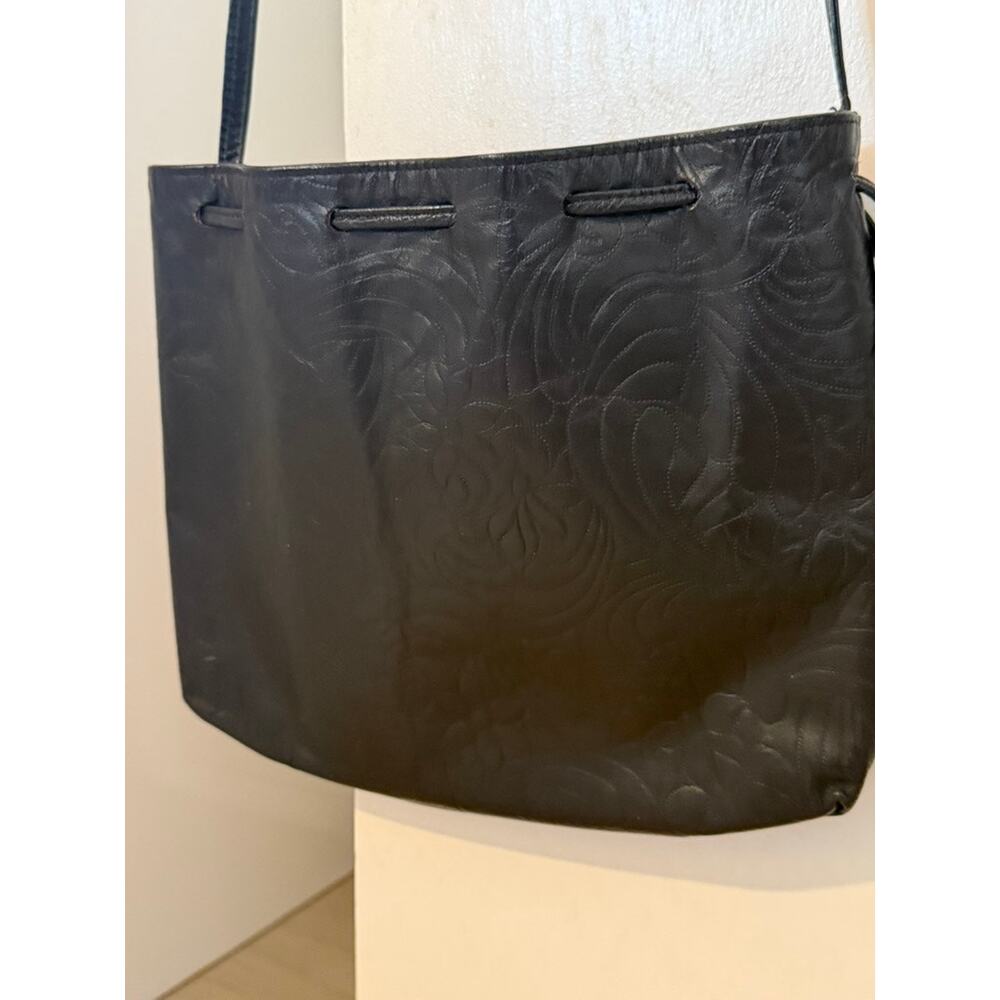 Vintage Carlos Falchi Black Embossed Leather Shoulder Bag Minimal 90s ✨
